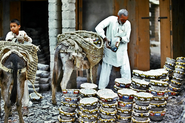 Bản sắc văn hóa độc đáo ở đất nước Pakistan năm 1976 - Hình 19 Ban sac van hoa doc dao o dat nuoc Pakistan nam 1976-Hinh-19