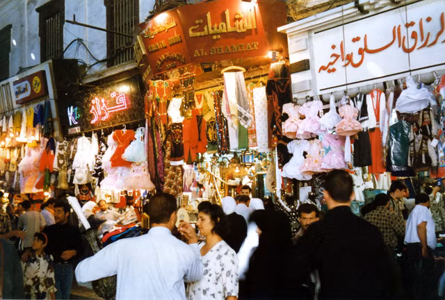 Thu vi cuoc song day tru phu o dat nuoc Syria nam 1997-Hinh-8