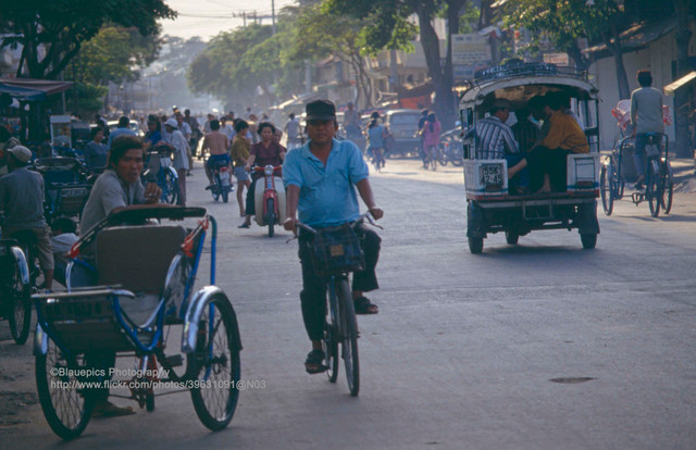 Chùm ảnh đẹp về TP HCM năm 1993 qua ống kính người Đức Chum anh dep ve TP HCM nam 1993 qua ong kinh nguoi Duc