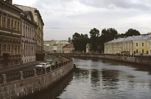 Loat anh doi thuong sinh dong o Leningrad nam 1990 qua trai nghiem cua nguoi My-Hinh-7