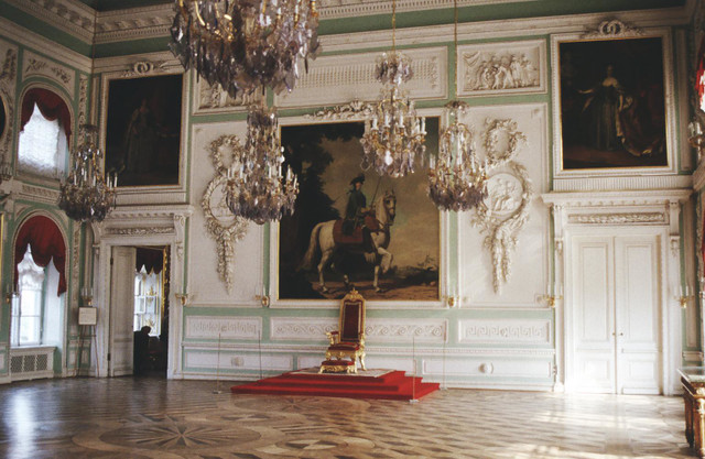 Loat anh doi thuong sinh dong o Leningrad nam 1990 qua trai nghiem cua nguoi My-Hinh-15