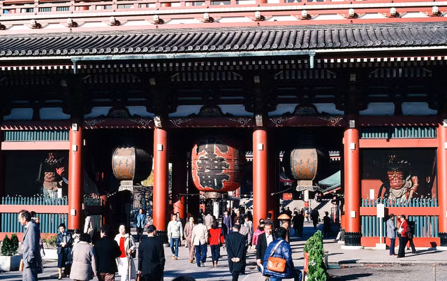 Ngam thanh pho Tokyo cuc song dong nam 1980 qua loat anh quy-Hinh-6