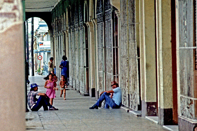 Loạt ảnh sinh động về đất nước Cuba năm 1981 - Hình 11 Loat anh sinh dong ve dat nuoc Cuba nam 1981-Hinh-11