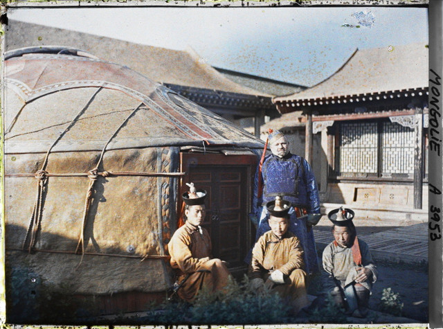 Đời sống ở Mông Cổ năm 1913 qua loạt ảnh màu quý hiếm - Hình 5 Doi song o Mong Co nam 1913 qua loat anh mau quy hiem-Hinh-5