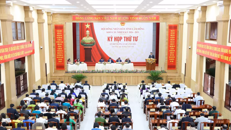 Toàn cảnh Kỳ họp thứ 4 HĐND tỉnh Lâm Đồng khóa XI, nhiệm kỳ 2026 - 2031.