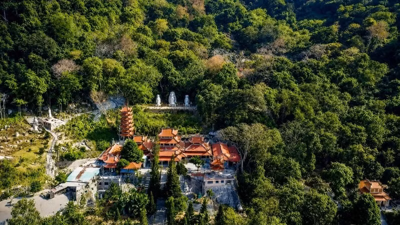 Tỉnh tập trung nguồn lực hoàn thiện hạ tầng pháp lý tổ hợp du lịch Tà Kóu - Bưng Thị - Sông Phan nhằm hoàn thành mục tiêu tăng trưởng kinh tế hai con số đề ra.