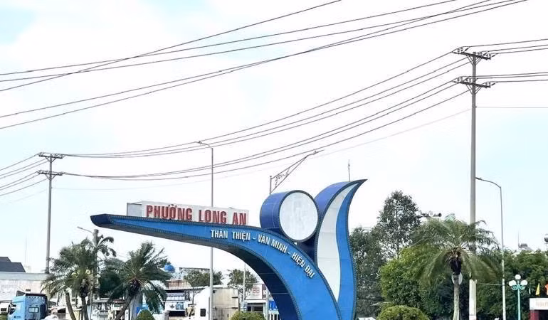 Đối thủ nhầm lẫn hồ sơ, Công ty Nghiệp Phát thắng gói thầu cải tạo vỉa hè Võ Văn Môn