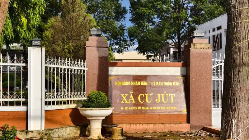 Trụ sở UBND xã Cư Jút, tỉnh Lâm Đồng.