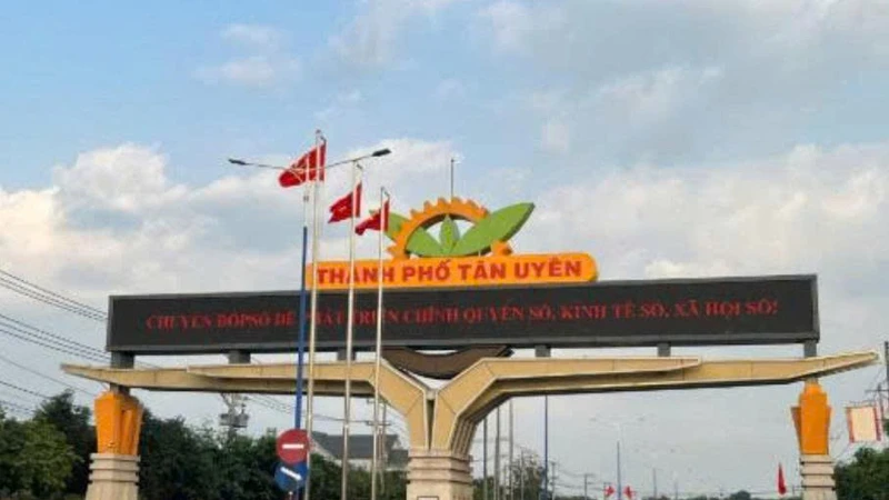 Đấu thầu tại phường Tân Hiệp (TP HCM): Vì sao vắng bóng nhà thầu? 