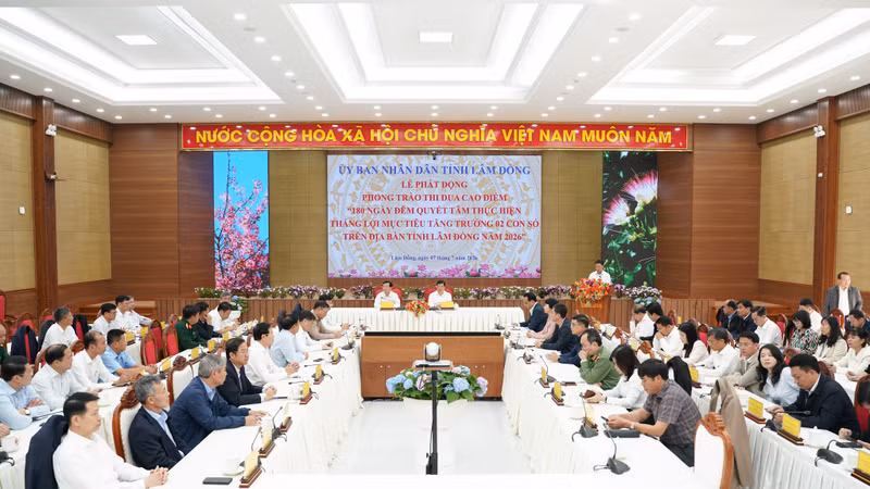 Lâm Đồng thi đua cao điểm 180 ngày đêm thúc đẩy tăng trưởng kinh tế năm 2026