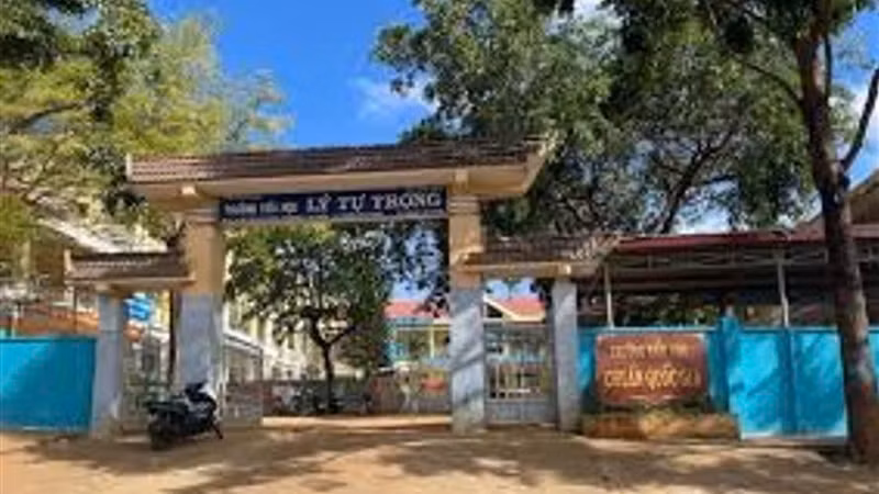 Cận cảnh gói thầu xây lắp hơn 4,3 tỷ đồng tại phường Đông Hưng Thuận 