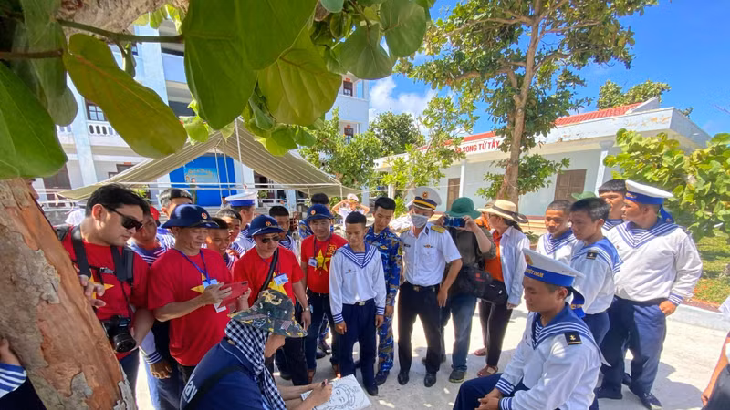 Tư tưởng Hồ Chí Minh về đoàn kết, hòa hợp