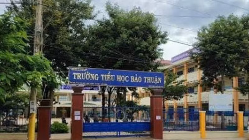 Hai gói thầu 5 tỷ đồng tại xã Bảo Thạnh chỉ có một nhà thầu tham gia