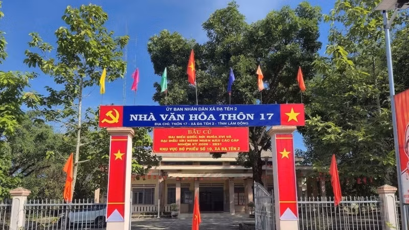 Xã Đạ Tẻh 2 là một đơn vị hành chính mới, được thành lập và chính thức đi vào hoạt động từ ngày 01/07/2025, hợp nhất từ 3 xã cũ bao gồm xã Quảng Trị, xã Đạ Pal và xã Đạ Kho.