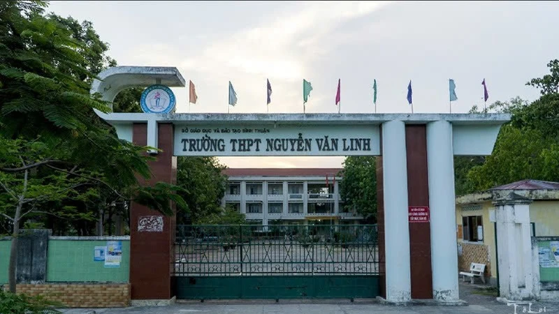 Gói thầu xây lắp 9,7 tỷ đồng tại Trường THPT Nguyễn Văn Linh: Vì sao nhà thầu giá cao vẫn giành chiến thắng?