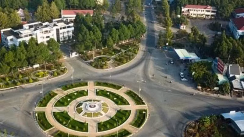 Công ty Mười Lục trúng gói thầu giao thông nông thôn tại xã Tân Phước 3