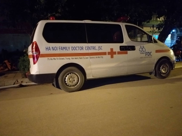 Lửa bốc cháy dữ dội tại công ty phích nước Rạng Đông hơn 3 giờ vẫn chưa tắt - Hình 5 Lua boc chay du doi tai cong ty phich nuoc Rang Dong hon 3 gio van chua tat-Hinh-5
