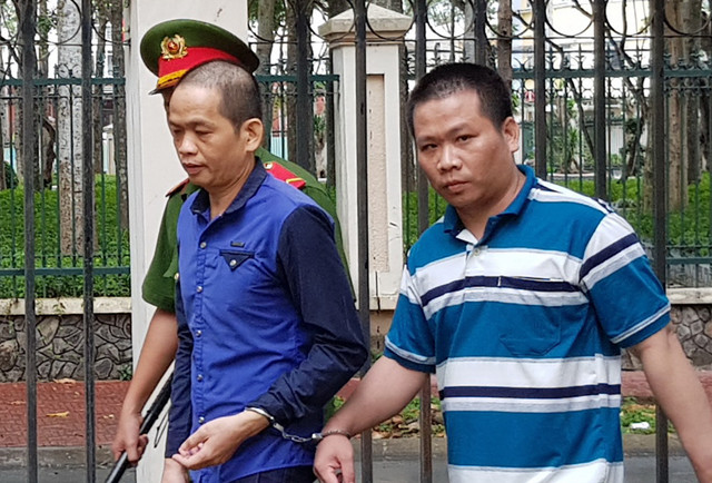 Đại úy công an chở thuốc lá lậu ở Sóc Trăng - Hình 2 Dai uy cong an cho thuoc la lau o Soc Trang-Hinh-2