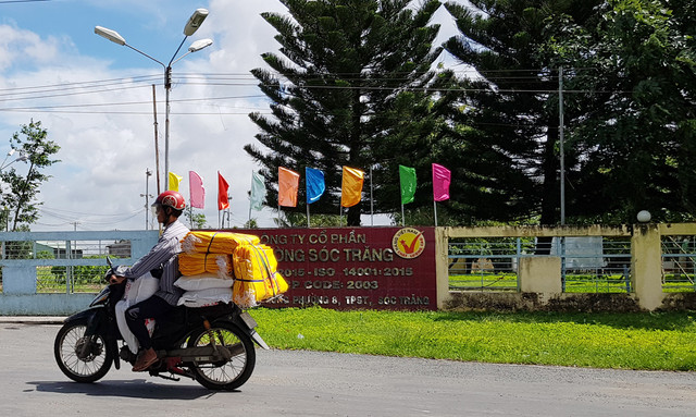 Công ty Cổ phần Mía đường Sóc Trăng bị nhiều người kiện ra tòa Cong ty Co phan Mia duong Soc Trang bi nhieu nguoi kien ra toa