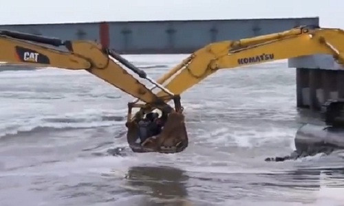 Độc chiêu qua sông có một không hai trên thế giới Doc chieu qua song co mot khong hai tren the gioi