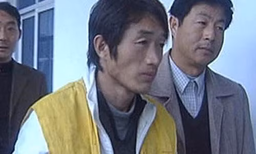 Ke giet nguoi hang loat gay am anh Trung Quoc