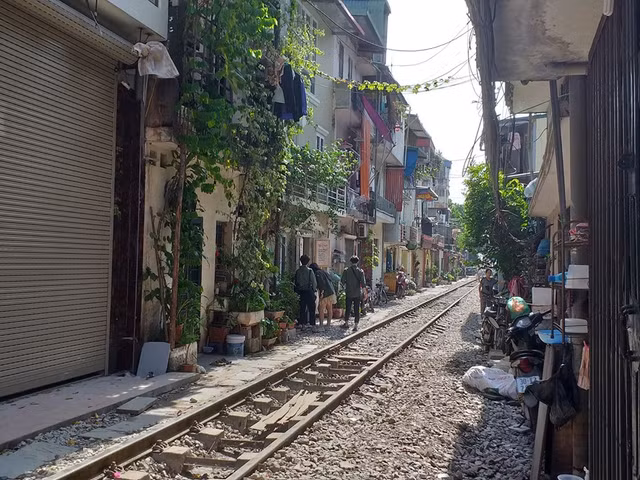 Nhung hinh anh vang ve hiem thay cua pho ca phe duong tau-Hinh-7