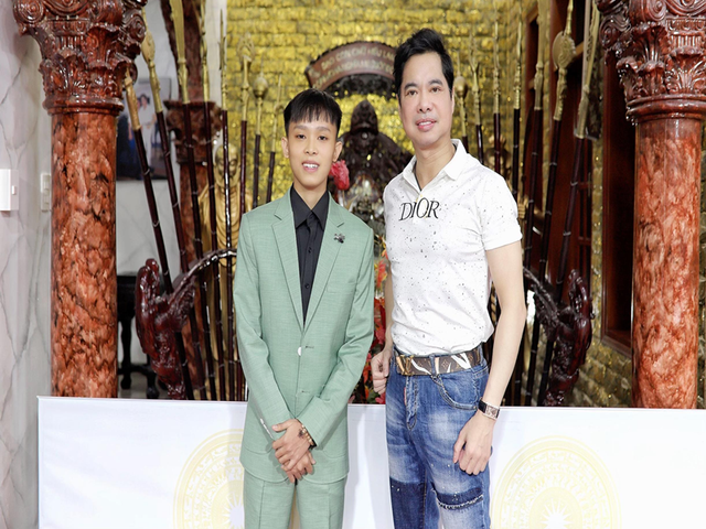 Sau khi rời công ty quản lý cũ, Hồ Văn Cường “phất” thế nào? - Hình 6 Sau khi roi cong ty quan ly cu, Ho Van Cuong “phat” the nao?-Hinh-6