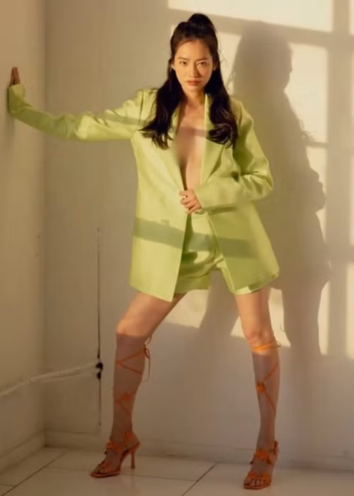 Nguoi dep Truong Tri Truc Diem khoe eo thon, nguc quyen ru sau ly hon-Hinh-8