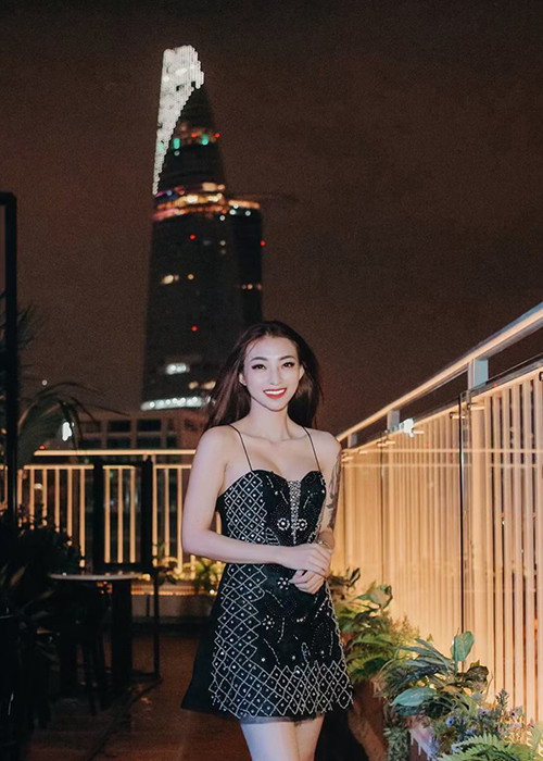 Vẻ gợi cảm khó rời mắt của hotgirl từng yêu Kin Nguyễn 1 tháng - Hình 10 Ve goi cam kho roi mat cua hotgirl tung yeu Kin Nguyen 1 thang-Hinh-10