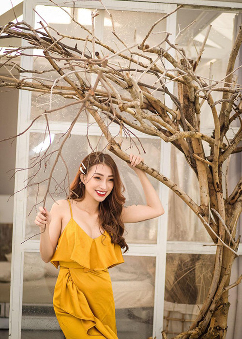 Vẻ gợi cảm khó rời mắt của hotgirl từng yêu Kin Nguyễn 1 tháng - Hình 2 Ve goi cam kho roi mat cua hotgirl tung yeu Kin Nguyen 1 thang-Hinh-2