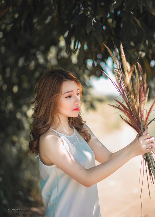 Vẻ gợi cảm khó rời mắt của hotgirl từng yêu Kin Nguyễn 1 tháng - Hình 4 Ve goi cam kho roi mat cua hotgirl tung yeu Kin Nguyen 1 thang-Hinh-4