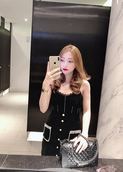 Vẻ gợi cảm khó rời mắt của hotgirl từng yêu Kin Nguyễn 1 tháng - Hình 9 Ve goi cam kho roi mat cua hotgirl tung yeu Kin Nguyen 1 thang-Hinh-9