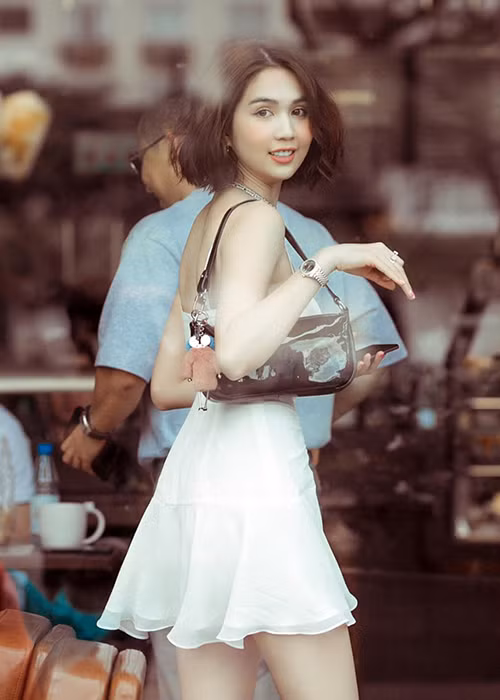 Ngoc Trinh dep muot mat o Bali, goi cam het phan thien ha-Hinh-3