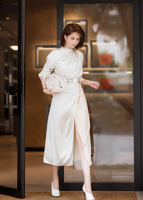 Ngọc Trinh đẹp mướt mắt ở Bali, gợi cảm hết phần thiên hạ - Hình 9 Ngoc Trinh dep muot mat o Bali, goi cam het phan thien ha-Hinh-9