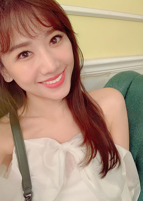 Hình ảnh trẻ trung, quyến rũ của Hari Won hút hồn fan - Hình 6 Hinh anh tre trung, quyen ru cua Hari Won hut hon fan-Hinh-6