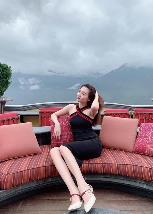 “Gái một con” Ngọc Duyên khoe đường cong gợi cảm “chết người” - Hình 13 “Gai mot con” Ngoc Duyen khoe duong cong goi cam “chet nguoi”-Hinh-13