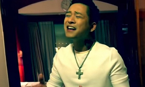 Ca sĩ Tuấn Hưng hát chế vụ chặt 6.700 cây xanh Ca si Tuan Hung hat che vu chat 6.700 cay xanh