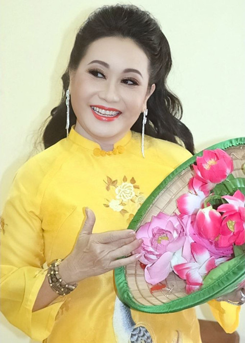 Cuộc sống hiện tại của nghệ sĩ Thanh Hằng giờ ra sao? - Hình 9 Cuoc song hien tai cua nghe si Thanh Hang gio ra sao?-Hinh-9