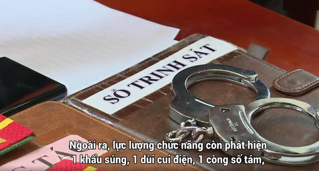 Giả danh công an lừa phụ nữ vào nhà nghỉ quan hệ tình dục, lừa đảo - Hình 6 Gia danh cong an lua phu nu vao nha nghi quan he tinh duc, lua dao-Hinh-6