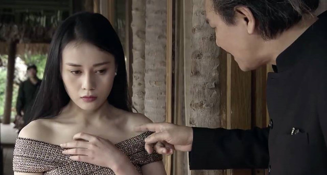 Cảnh nóng trái luân thường và chuyện dán nhãn 18+ ở giờ vàng - Hình 2 Canh nong trai luan thuong va chuyen dan nhan 18+ o gio vang-Hinh-2