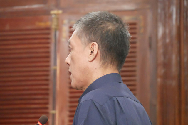 Vụ Vũ 'nhôm' bị lừa tiền hộ chiếu: Hoàng Hữu Châu nhận 700.000 USD hay 150.000 USD - Hình 3 Vu Vu 'nhom' bi lua tien ho chieu: Hoang Huu Chau nhan 700.000 USD hay 150.000 USD-Hinh-3