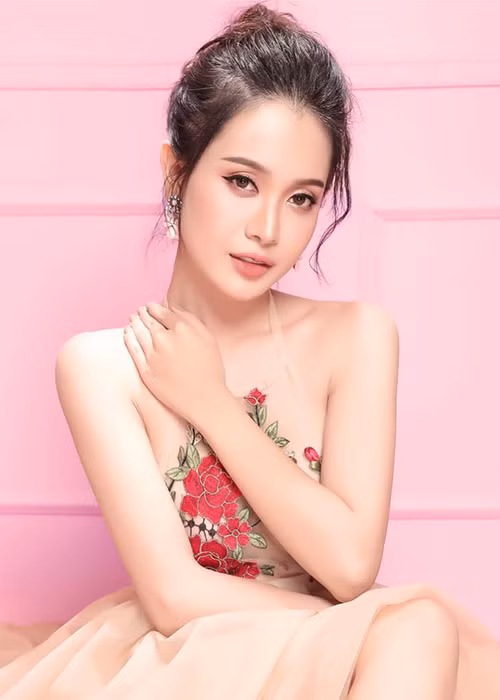 Co gai chuyen gioi bi loai khoi Hoa hau Hoan vu Viet-Hinh-3