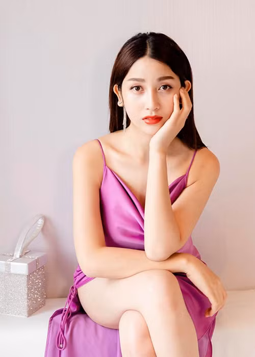 Co gai khien Khac Tiep bo roi Ngoc Trinh co duong cong hut mat the nay-Hinh-6