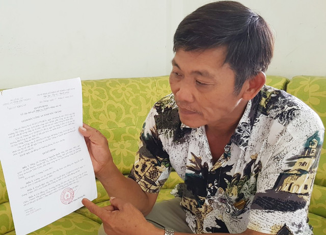 Thượng tá, trưởng công an huyện kêu cứu sau gần 9 năm mất chức Thuong ta, truong cong an huyen keu cuu sau gan 9 nam mat chuc