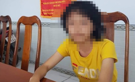 Nữ sinh lớp 8 Thanh Hóa thoát khỏi bọn buôn người, gọi điện về cầu cứu bố Nu sinh lop 8 Thanh Hoa thoat khoi bon buon nguoi, goi dien ve cau cuu bo