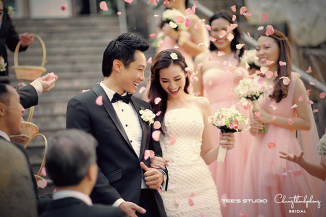 Chân dung ông xã Việt kiều điển trai của Trương Tri Trúc Diễm Chan dung ong xa Viet kieu dien trai cua Truong Tri Truc Diem