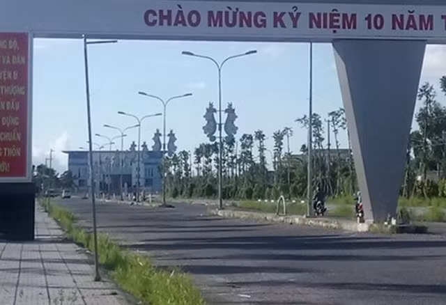 Bắt 3 cán bộ để xảy ra sai phạm 8 tỷ đồng ở miền Tây Bat 3 can bo de xay ra sai pham 8 ty dong o mien Tay