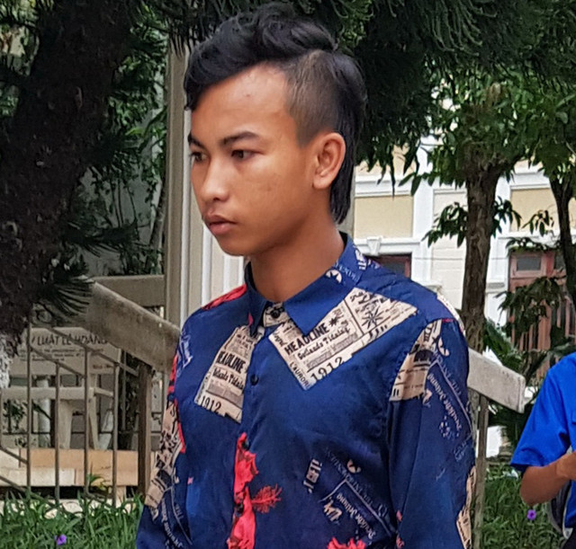 Lĩnh 7 năm tù vì nhiều lần quan hệ tình dục với bé gái 12 tuổi Linh 7 nam tu vi nhieu lan quan he tinh duc voi be gai 12 tuoi