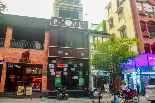 Can canh nhech nhac cua chuoi nha hang Mon Hue bi thao do bien hieu-Hinh-2