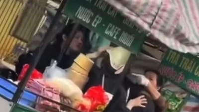 Xung đột tại xã Phù Đổng: Công an xác minh vụ hành hung sau tranh cãi tiền gửi xe